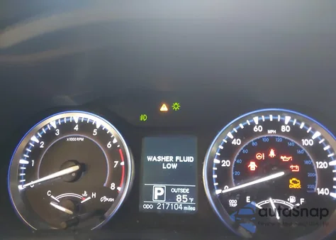 2015 Toyota Highlander Le Plus V6 from USA, damaged, VIN 5TDBKRFH7FS144834